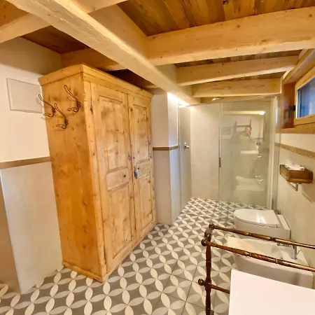 Luxury Liosa - In Out - Amazing View Chalet *