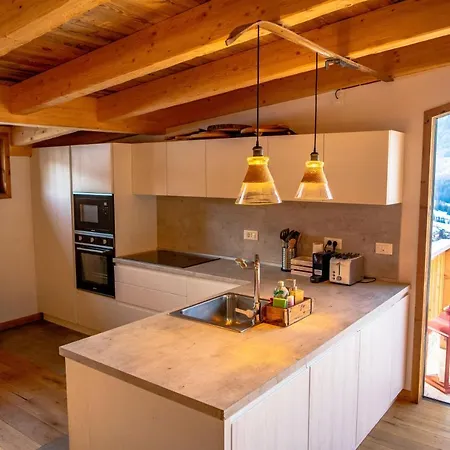 Luxury Liosa - In Out - Amazing View Chalet *