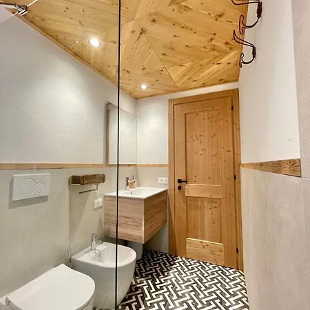 Luxury Liosa - In Out - Amazing View Chalet *